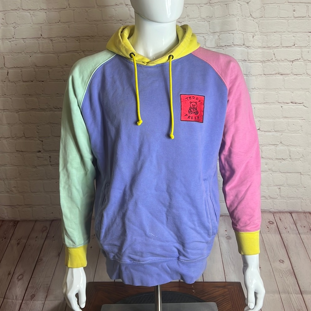 Teddy Fresh Size Medium Hoodie